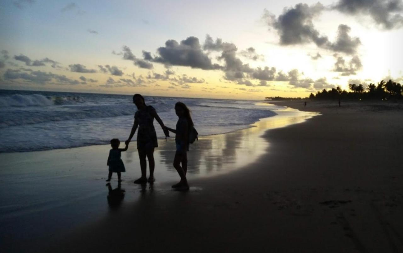 Village Lindo Em Guarajuba! Excelente Localizacao E Completo Holiday home